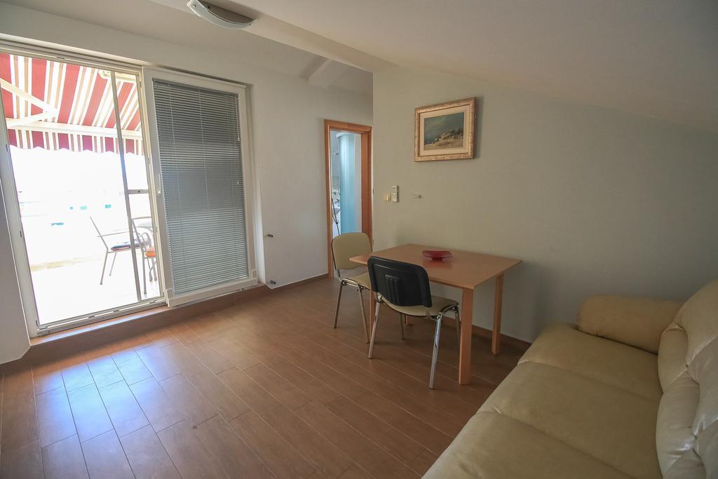 Apartment Ana โวดีเซ ภายนอก รูปภาพ
